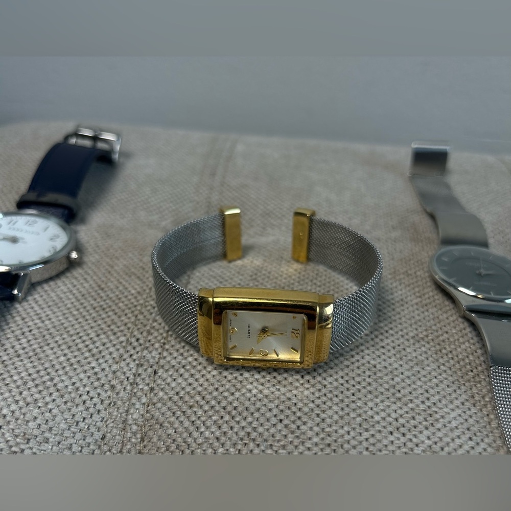 Lot of 5 Womens Watches Nixon, Hello Kitty, Quartz, Anne Klein, Geneva As Is - Picture 5 of 15